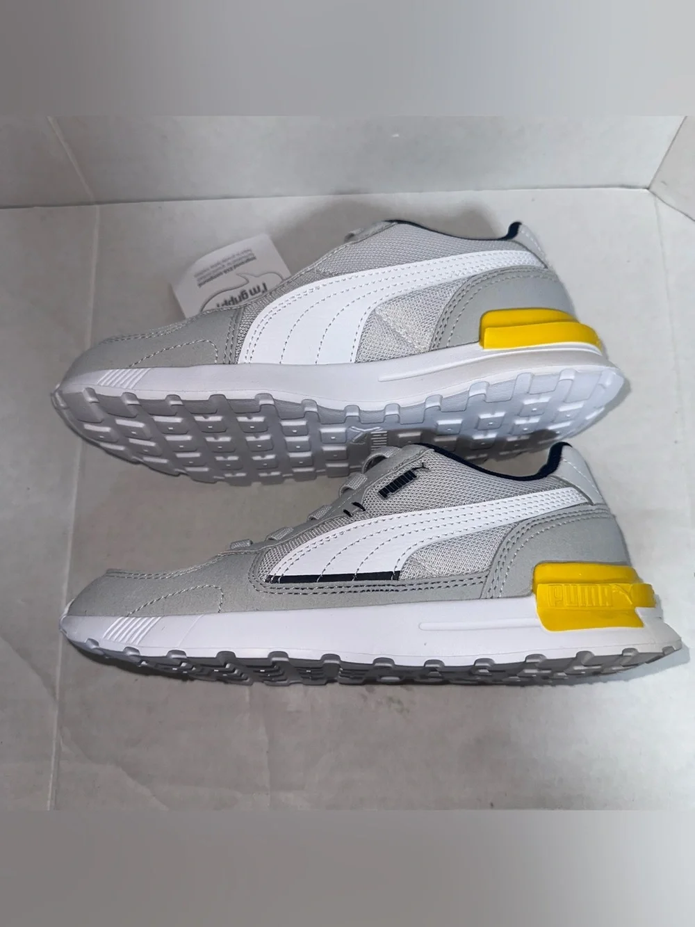 Puma toddler kids running shoes US Sz 2 soft foam optimal comfort 381988-25 NWT